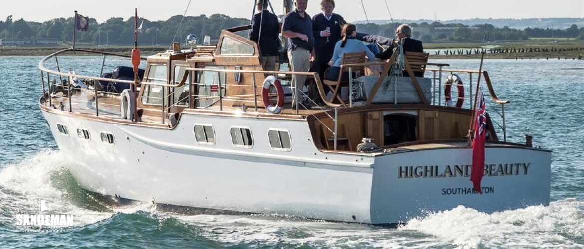 Rampart 48 ft Twin Screw Motor Yacht 1975