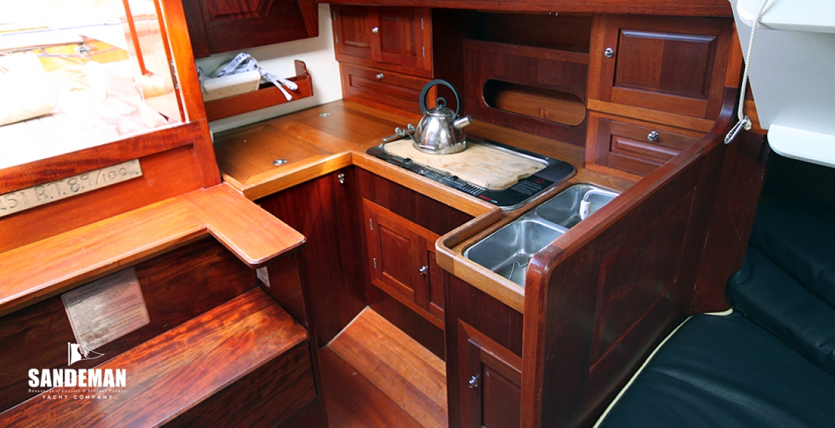 11Galley.jpg