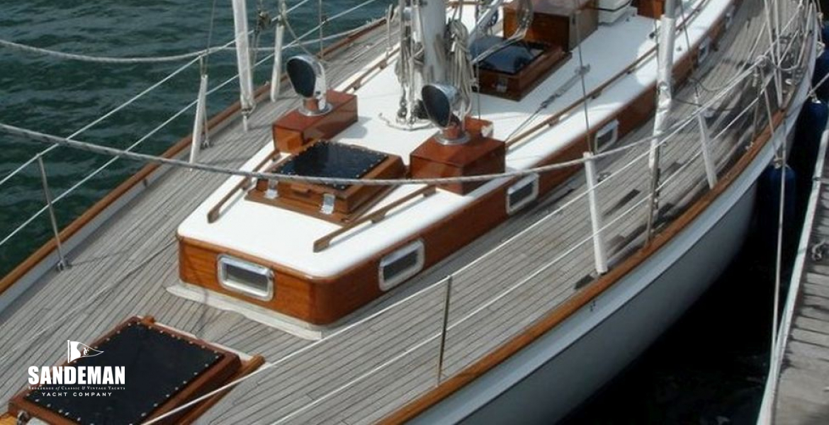 Port bow overview
