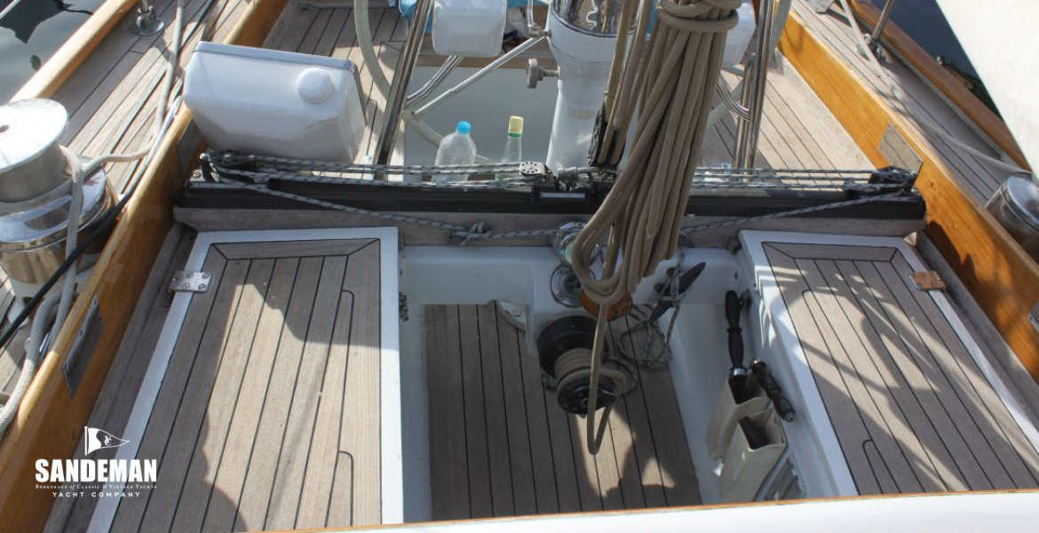 Cockpit view aft