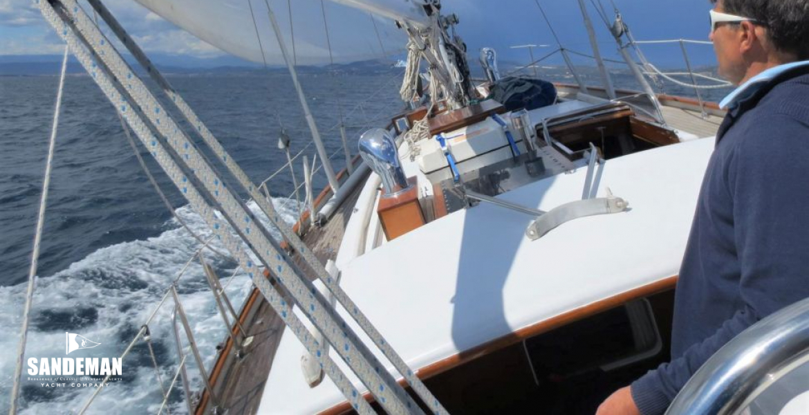 View fwd from helm