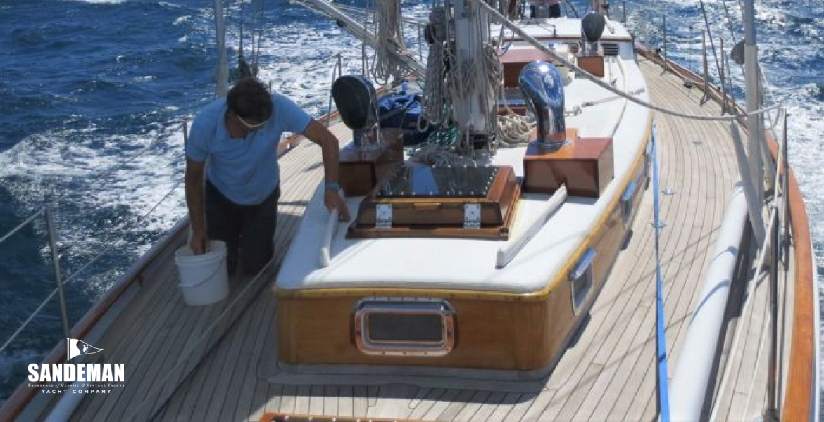 View aft from foredeck