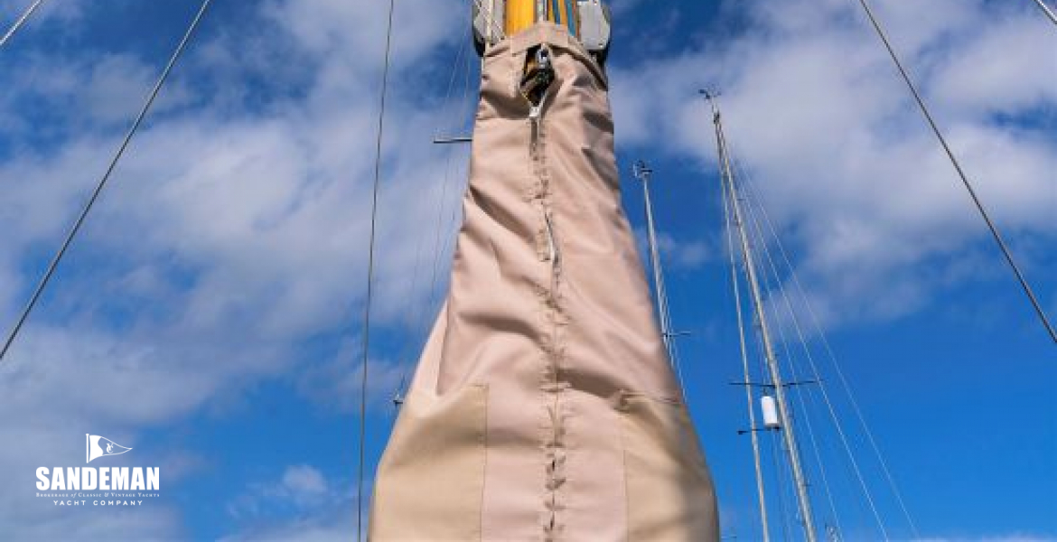 Mast view aft