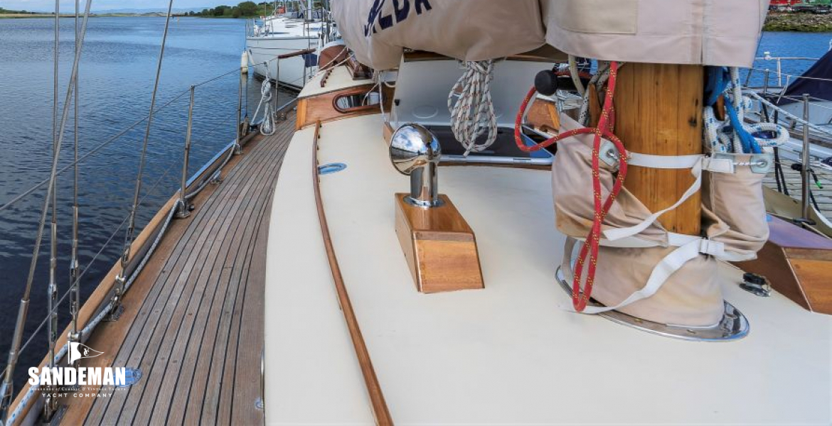 Port trunk cabin view aft