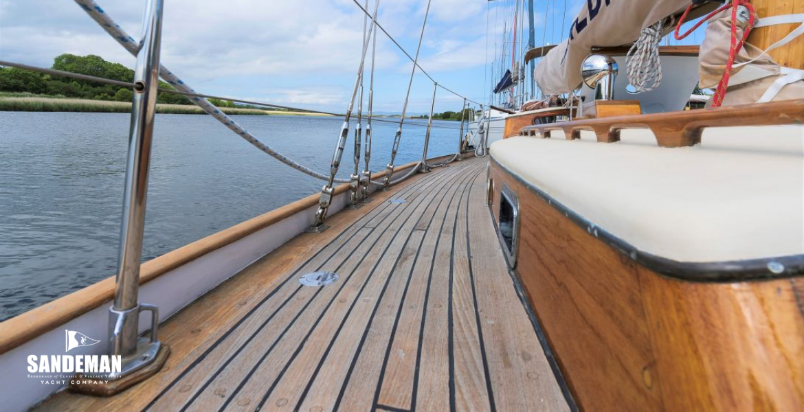 Port sidedeck view aft