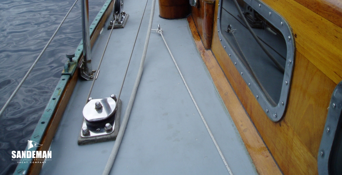 10Sdedeckaft.JPG