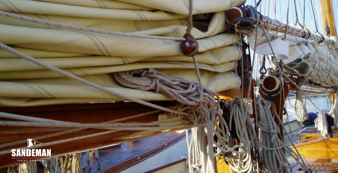 17Mastnboomdetail.JPG