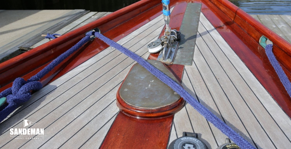 21 Foredeck