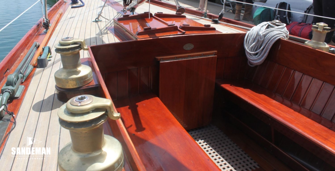 29 Winches v aft