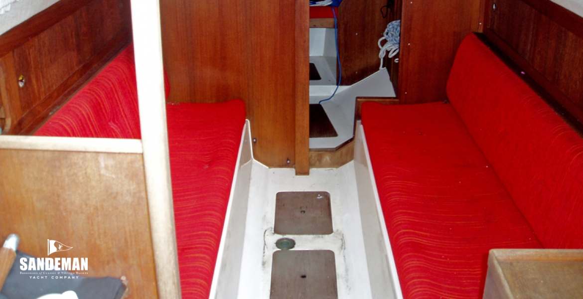 10Maincabin.JPG