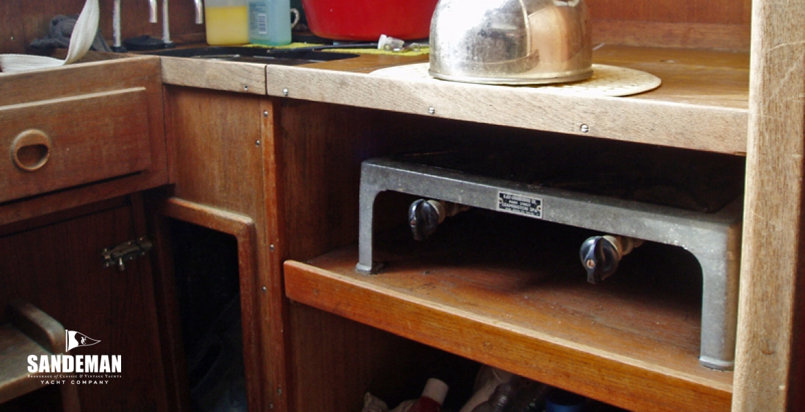 11Galley.JPG