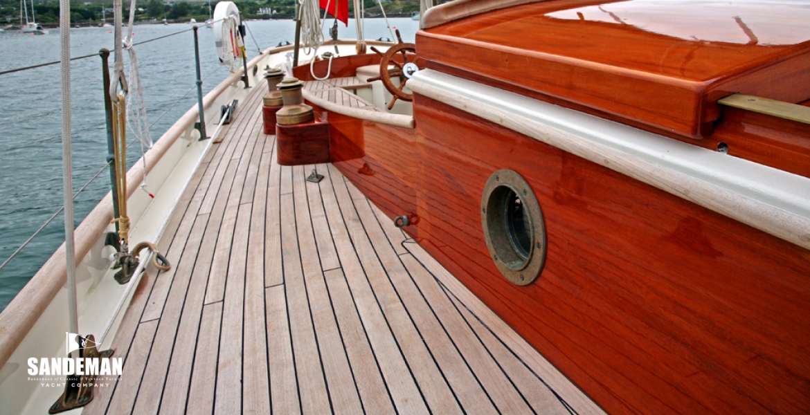 16Sidedecktoaft.JPG