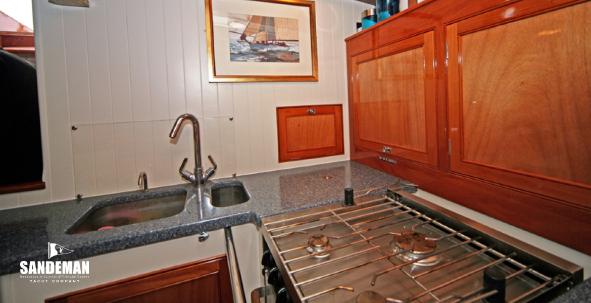 19Galley.JPG