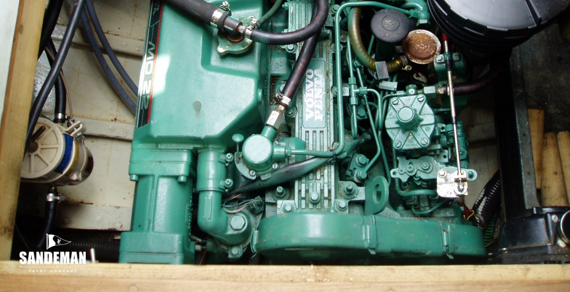 32Engine.JPG