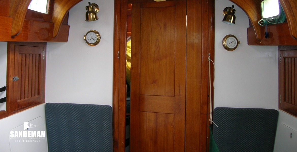 14Accesstoforecabin.JPG