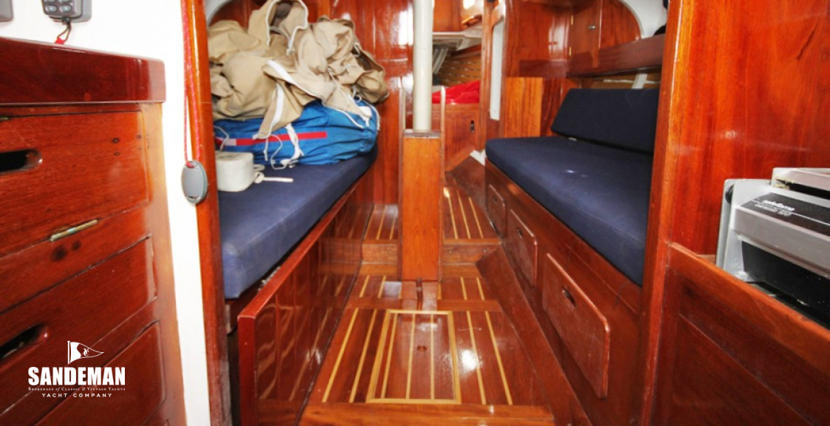 Saloon view fwd