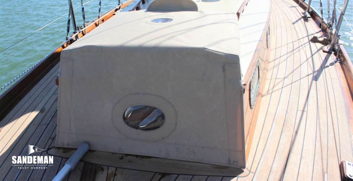 View aft from foredeck