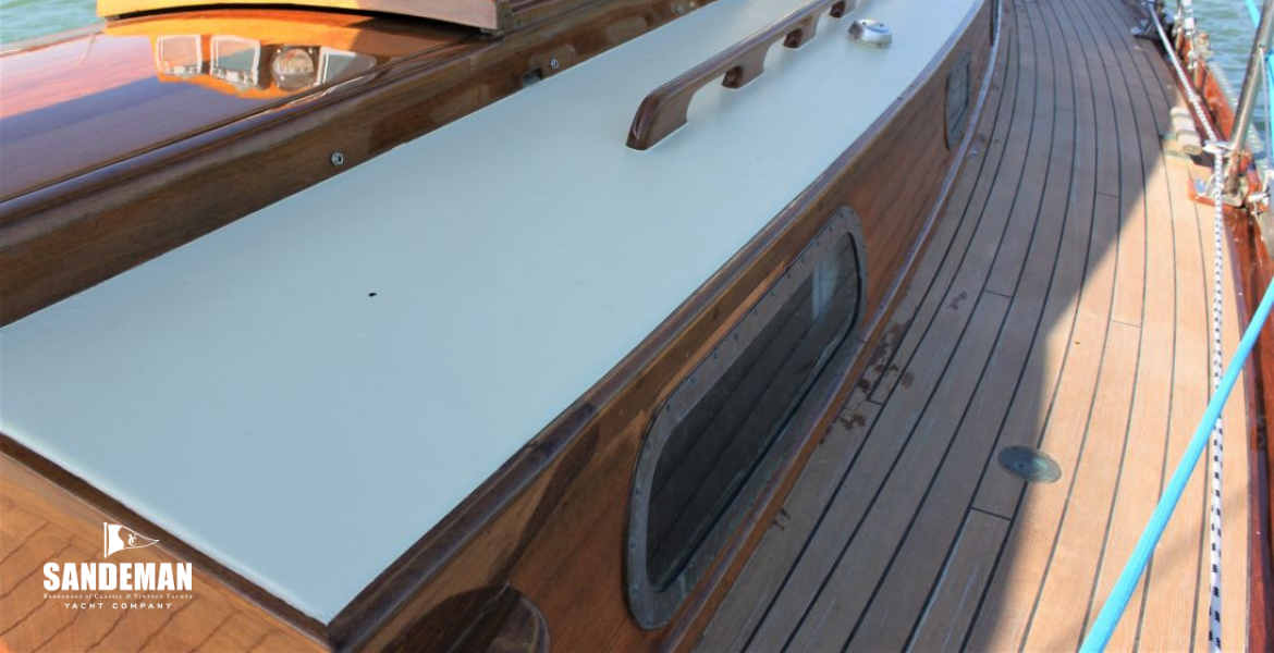 Stbd side deck view fwd