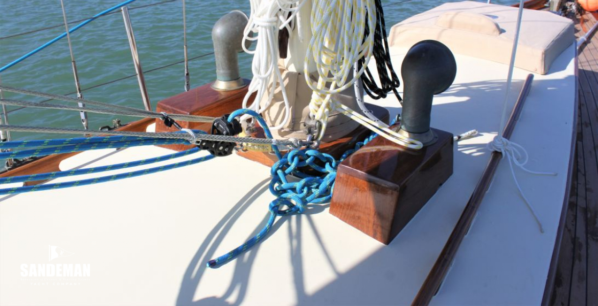 Details around mast at house