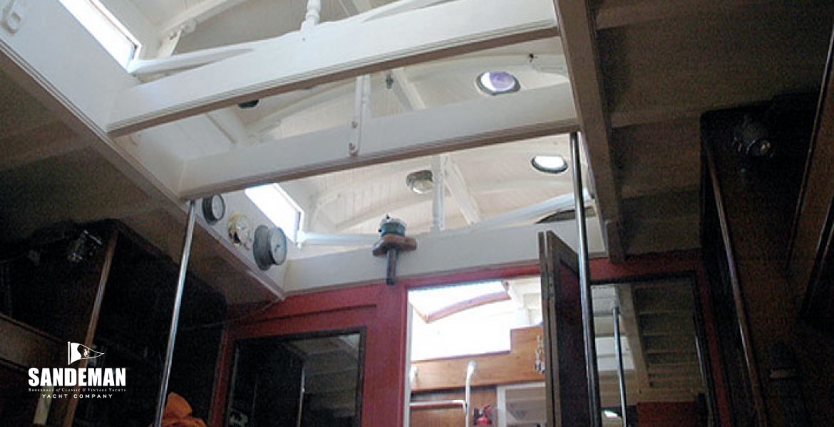 1Cabinroof.jpg