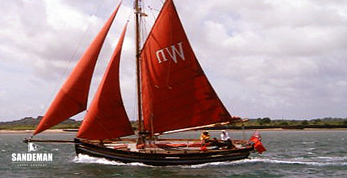 103Abeamundersail.jpg