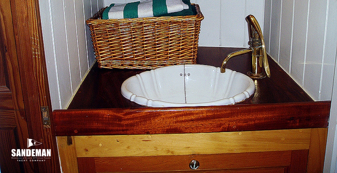 28Washbasin.JPG