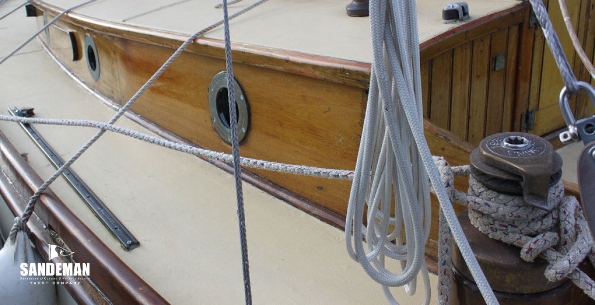 08Portsidedeck.jpg