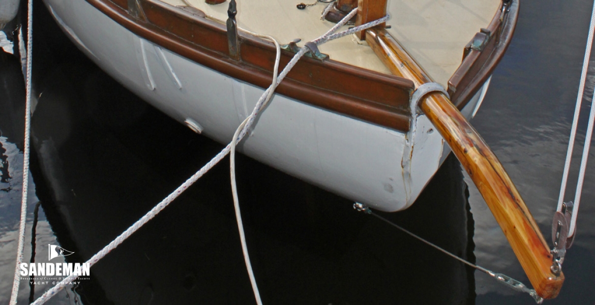 06Aftdeckvfwd.jpg