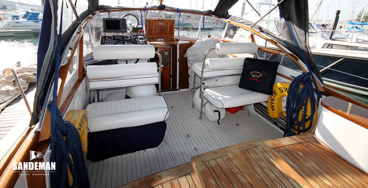 12ViewintoCockpit.jpg
