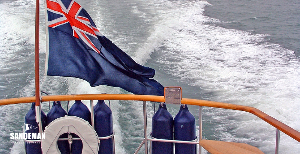 04Astern.jpg