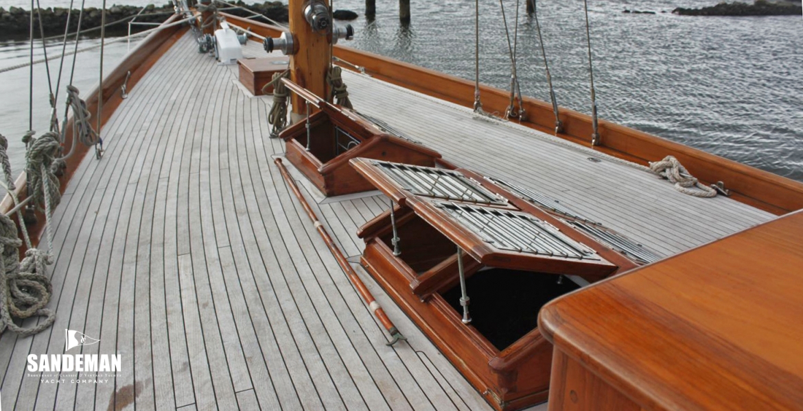 17 Mid deck v fwd