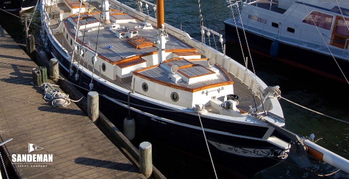 07 Deck overview from fwd.jpg