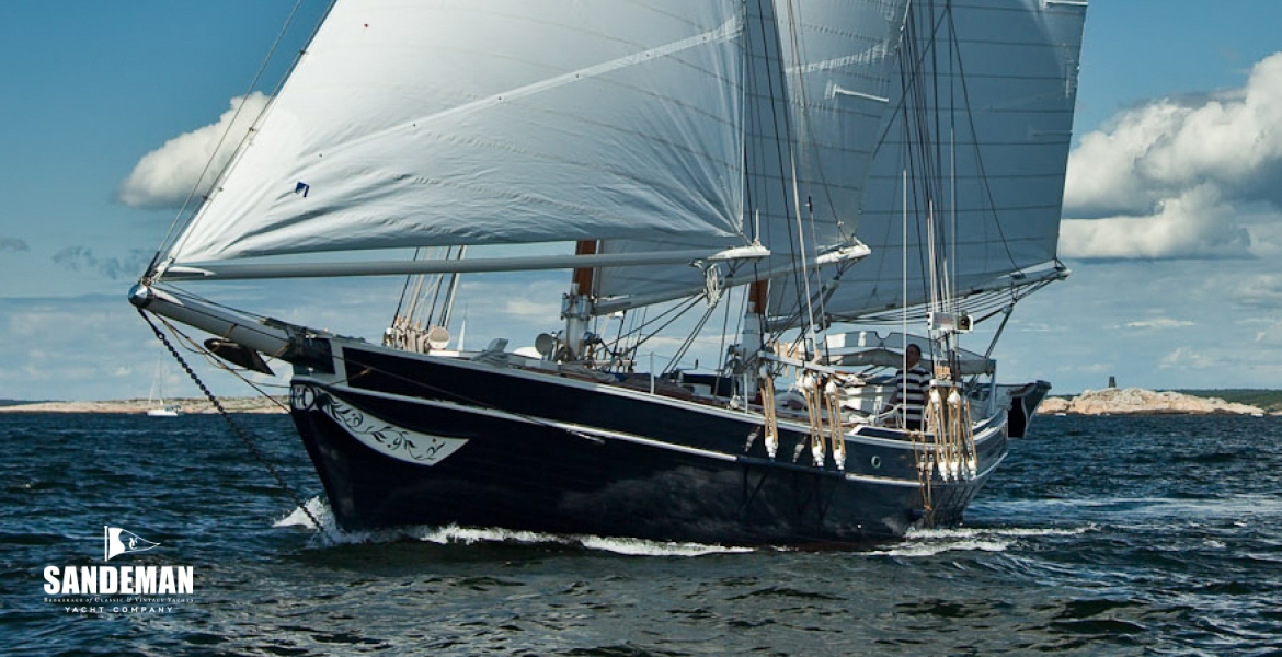 02 Port bow.jpg