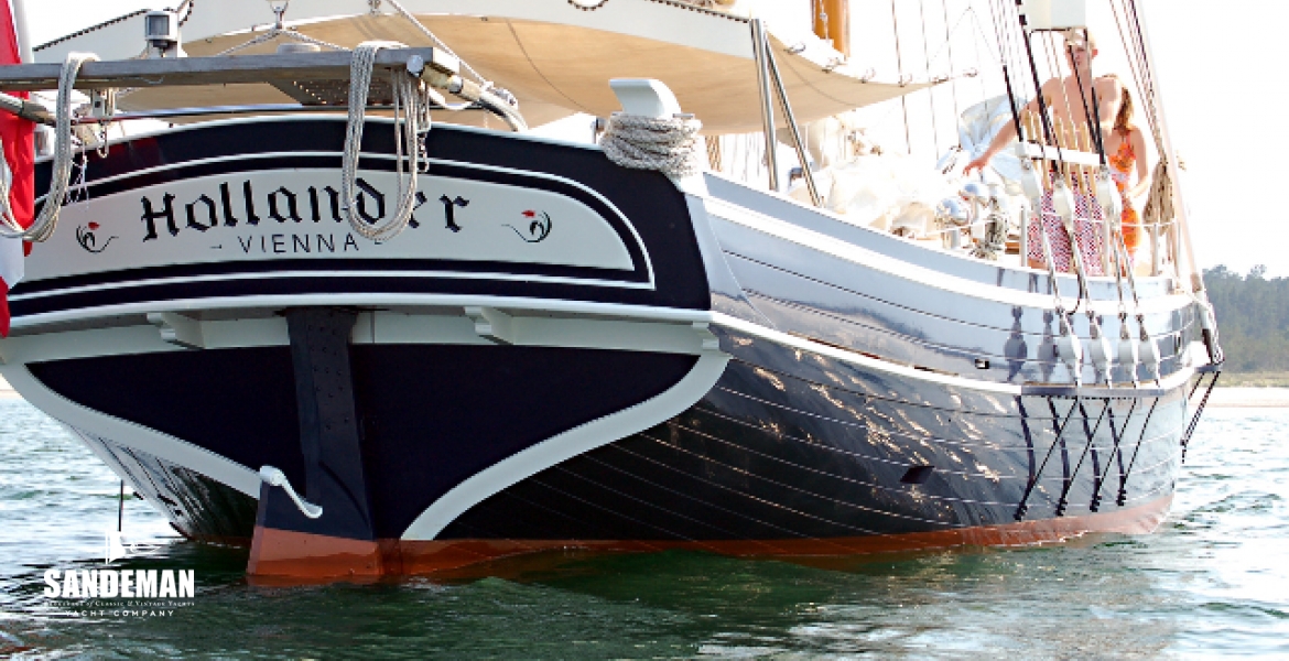 06 Transom.jpg
