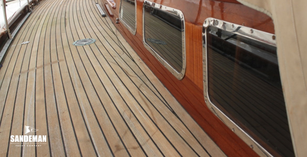 12Portsidedeck.jpg