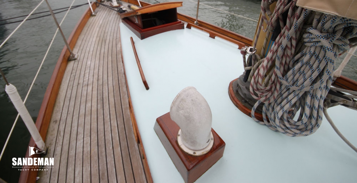 07Sidedeckfwd.jpg