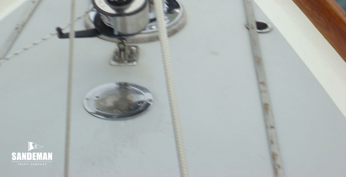 09Foredeck.jpg