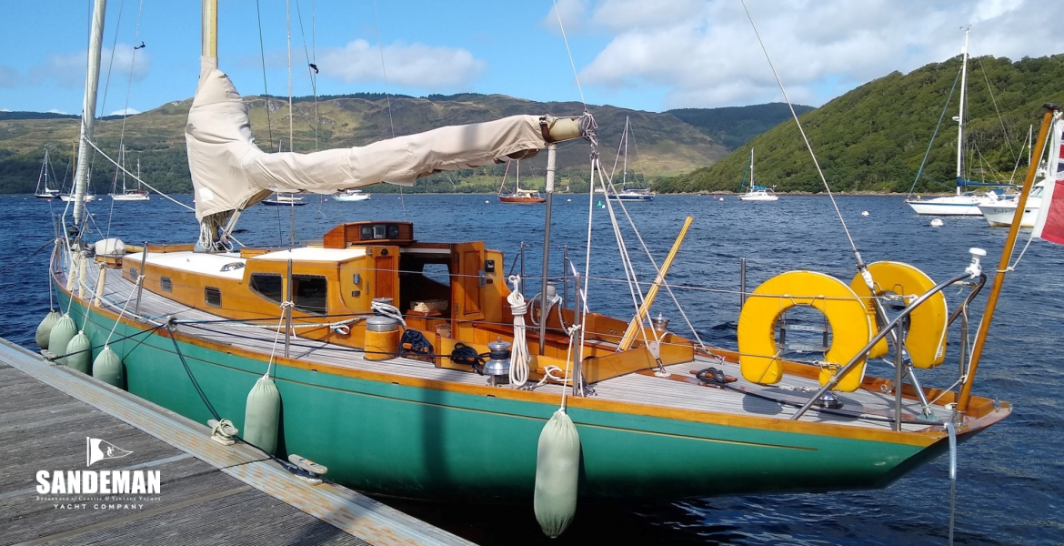 yacht