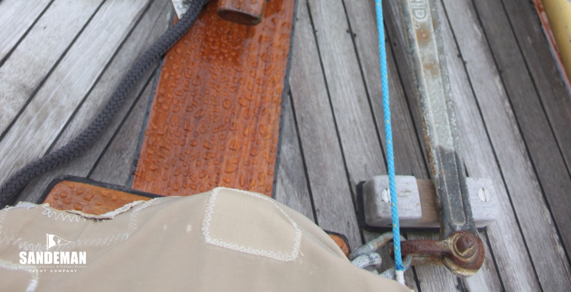 Foredeck detail