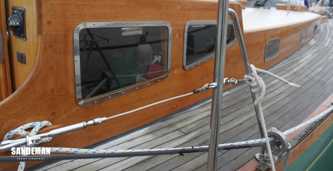 Stbd side deck view fwd