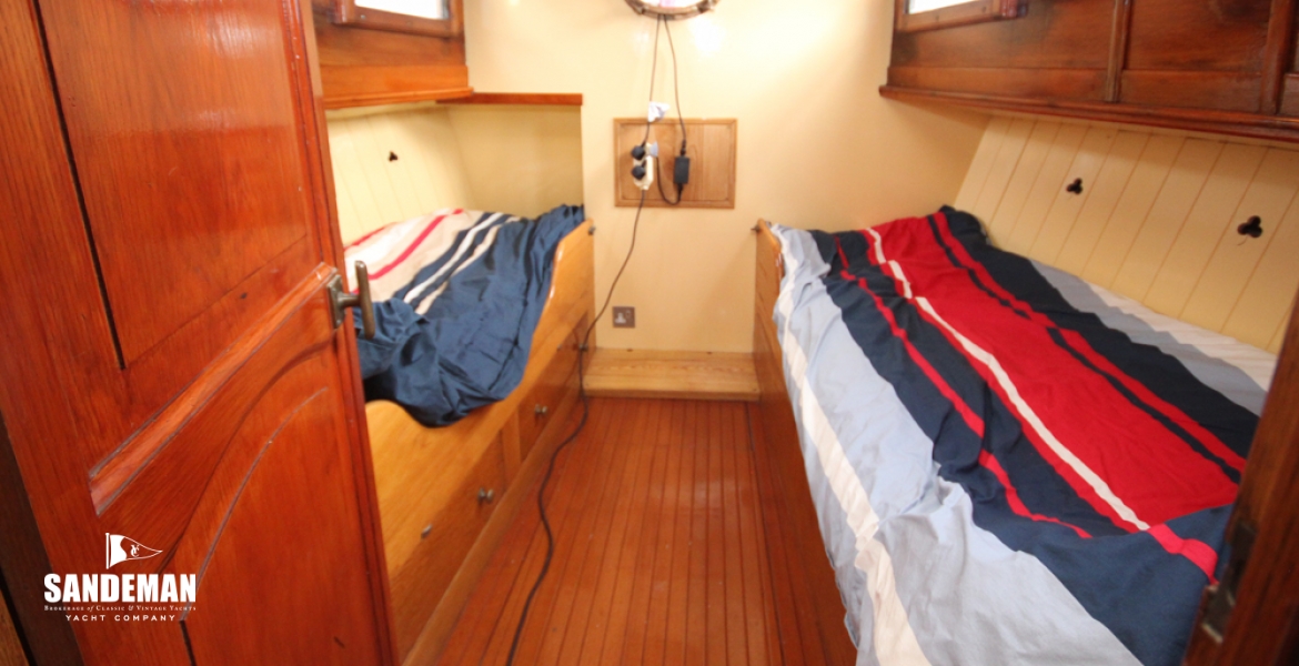 33Aftcabin.jpg