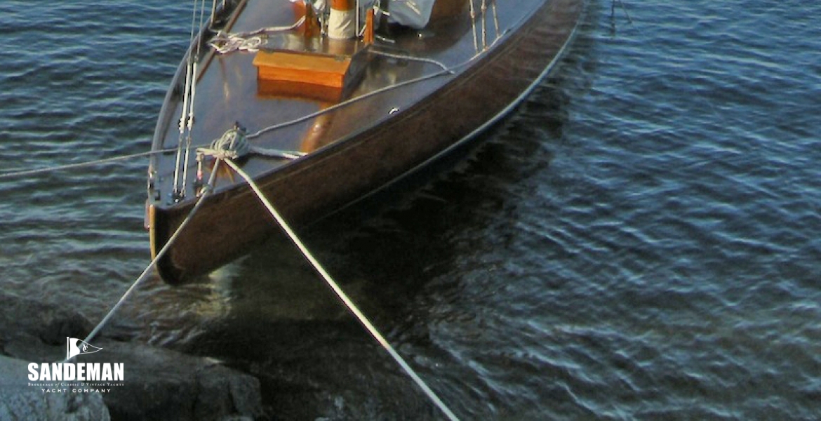 05Deckviewforetoaft.jpg