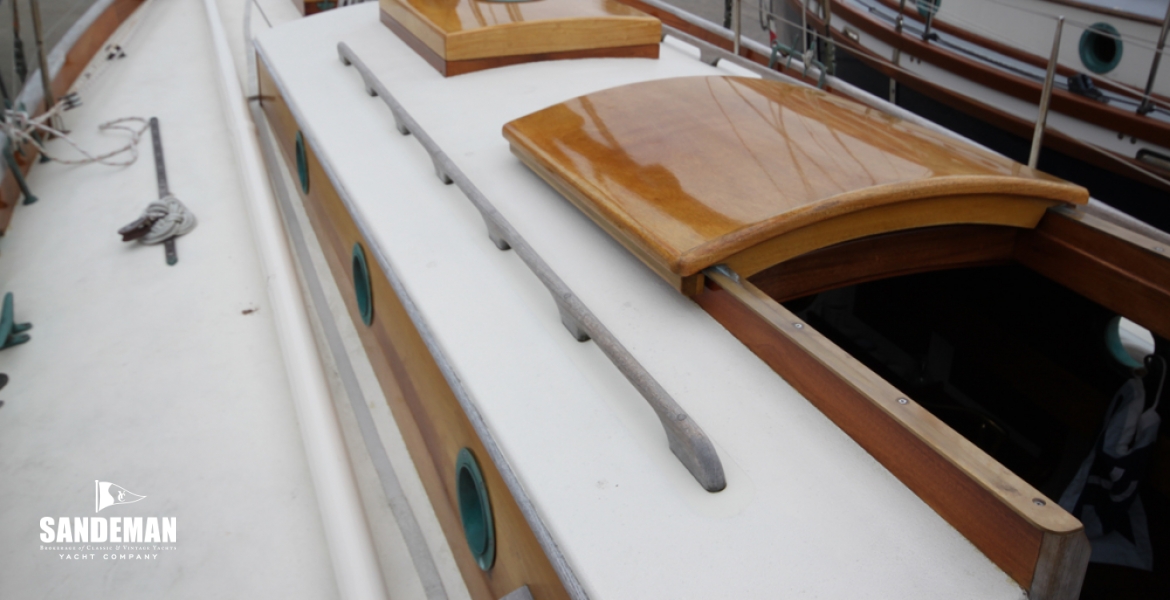 06Portsidedeck.jpg