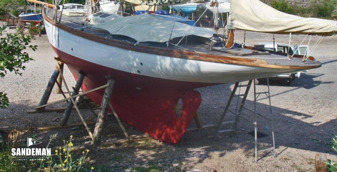 Ashore port qtr