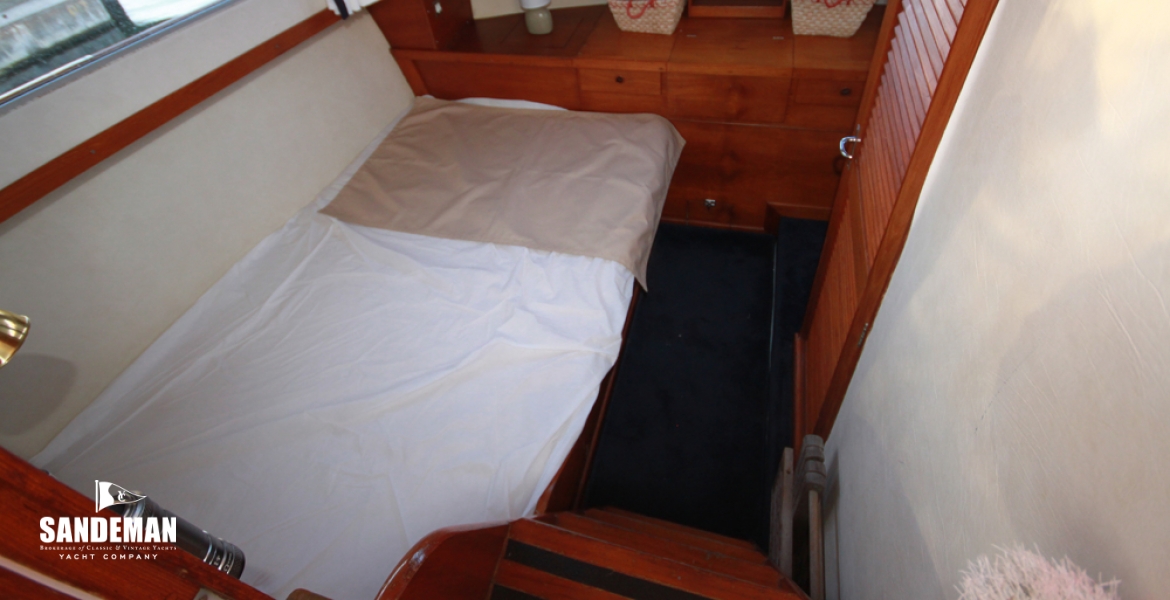 33 Aft cabin overview.jpg