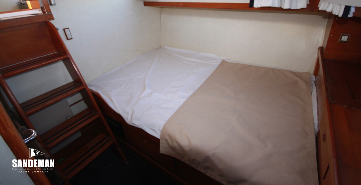 34 Aft dble berth.jpg