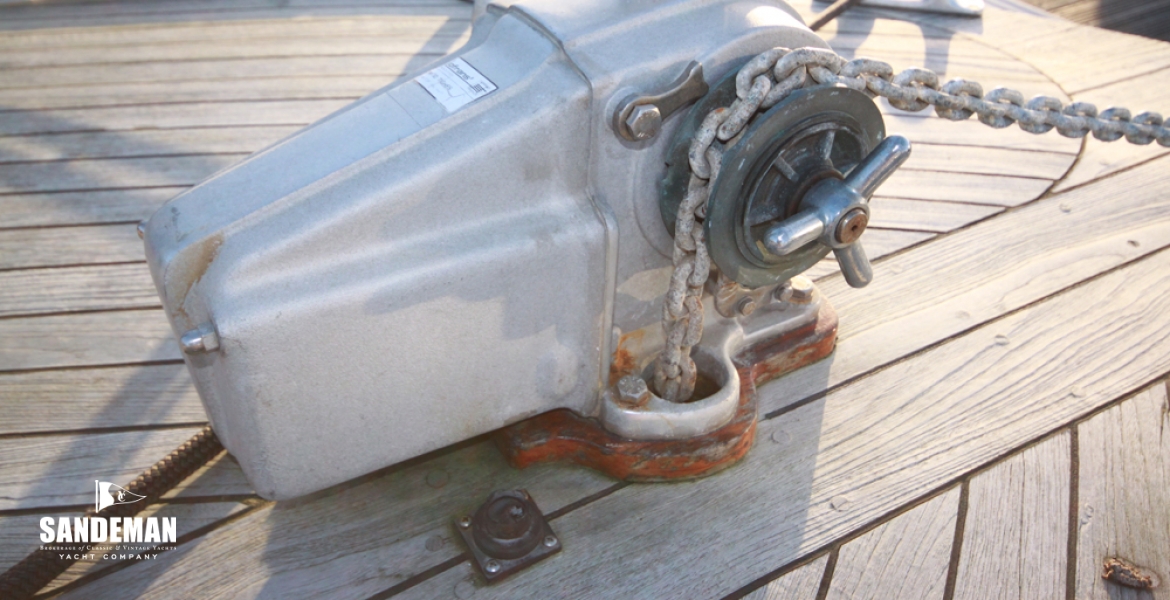 12 Windlass.jpg