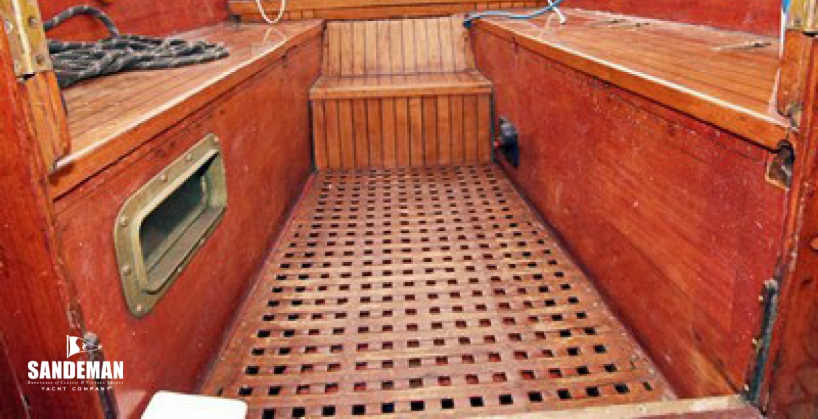 16Cockpitviewaft.jpg