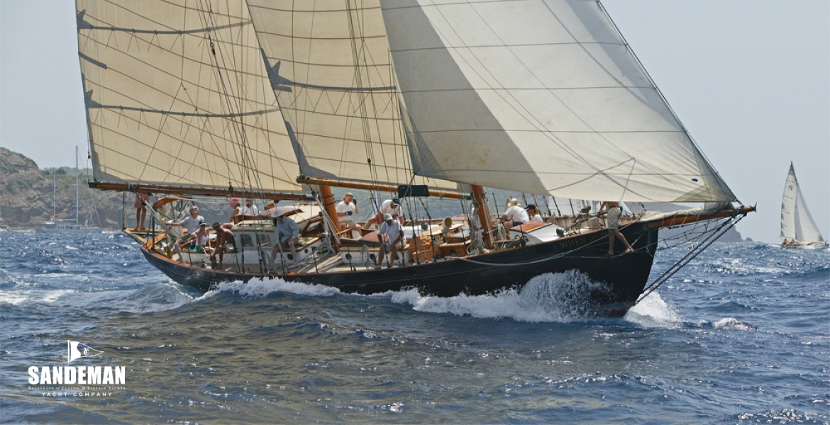 02Sailingstbdbow.jpg