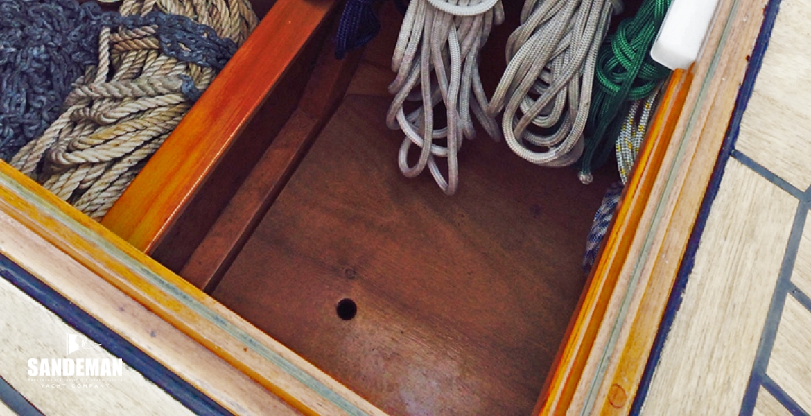 17 Sail locker.jpg